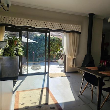 Cora'S Boutique Bed & Breakfast Swakopmund Buitenkant foto