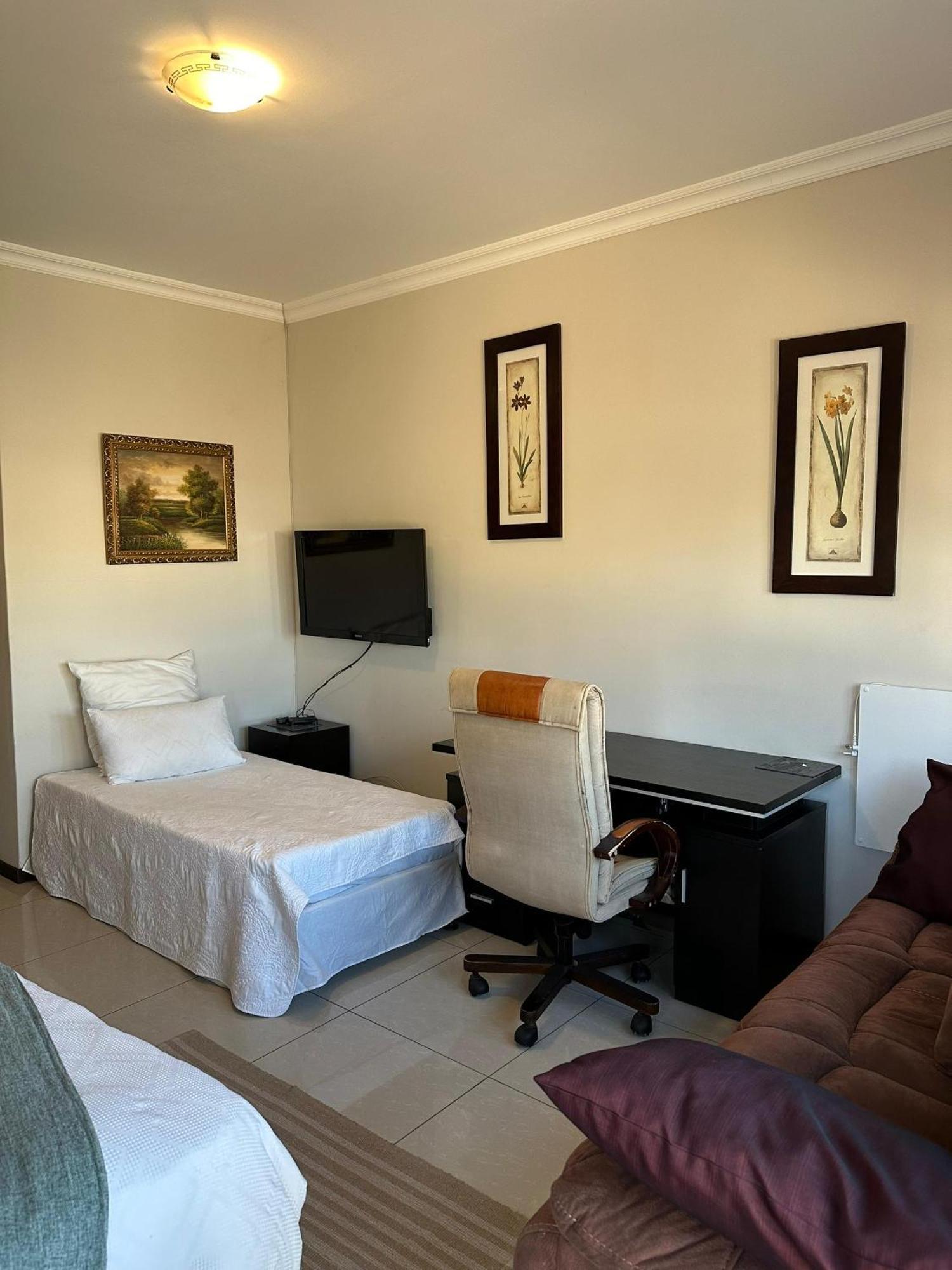 Cora'S Boutique Bed & Breakfast Swakopmund Kamer foto