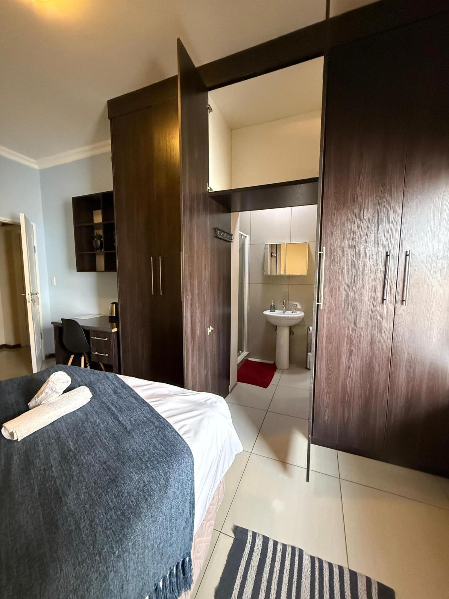 Cora'S Boutique Bed & Breakfast Swakopmund Buitenkant foto