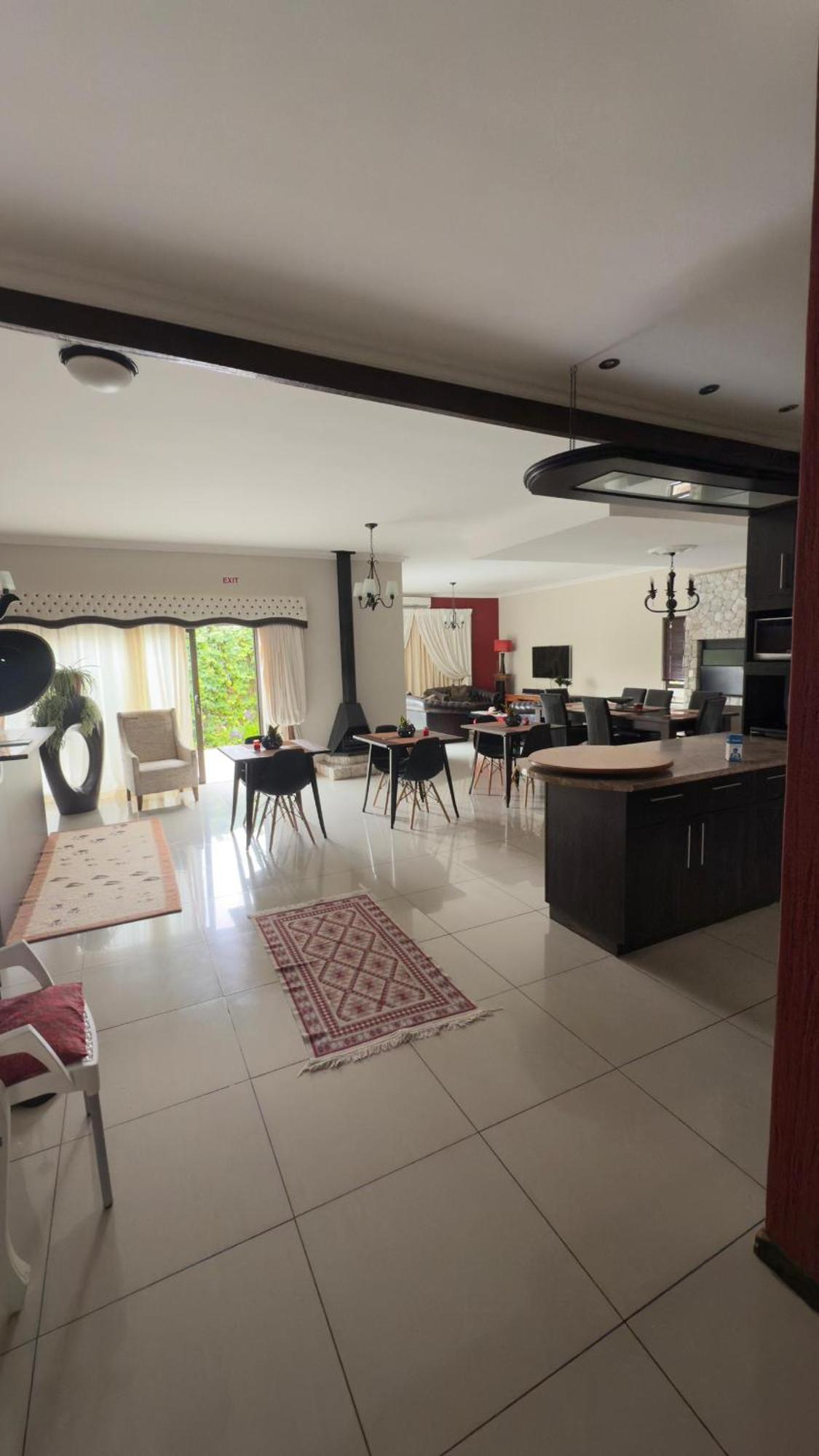 Cora'S Boutique Bed & Breakfast Swakopmund Buitenkant foto