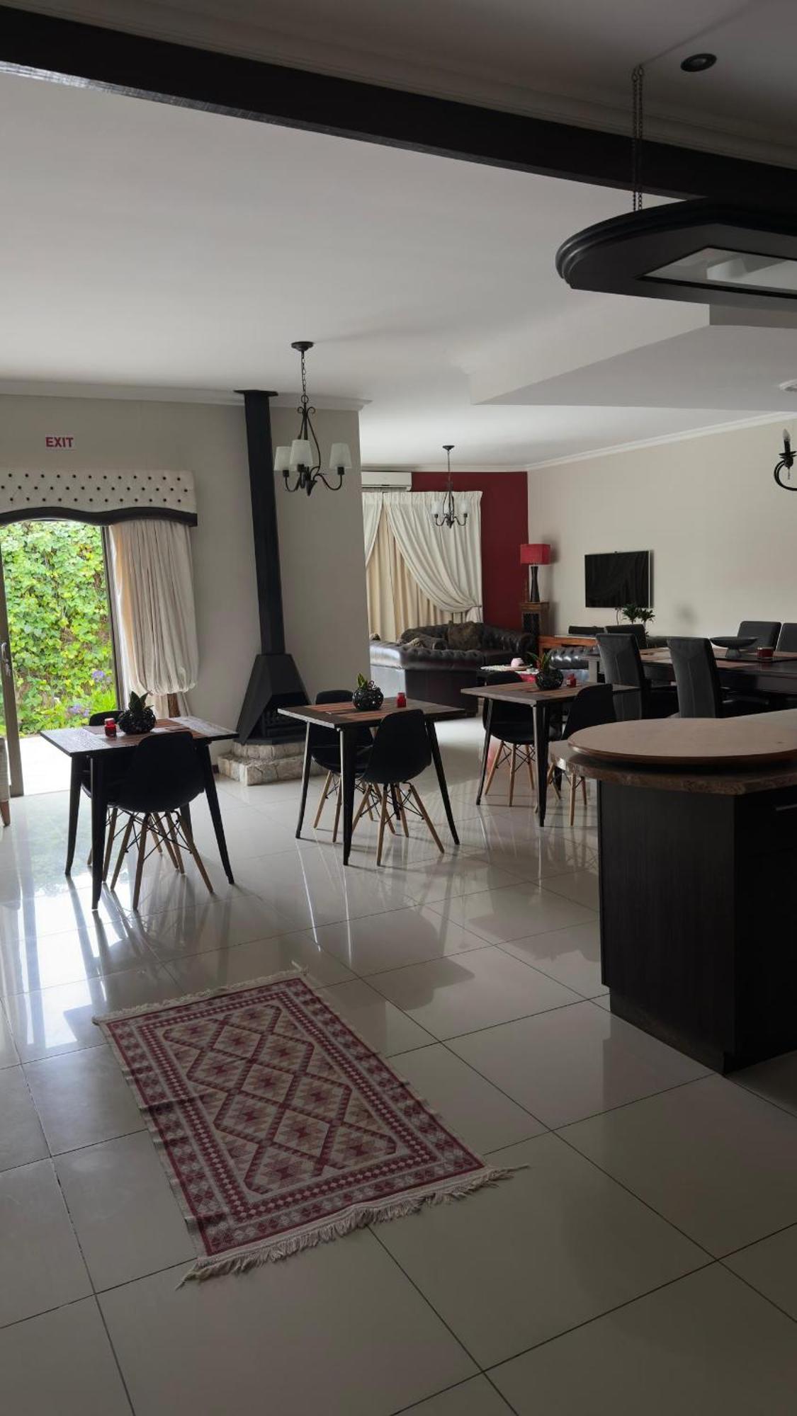Cora'S Boutique Bed & Breakfast Swakopmund Buitenkant foto