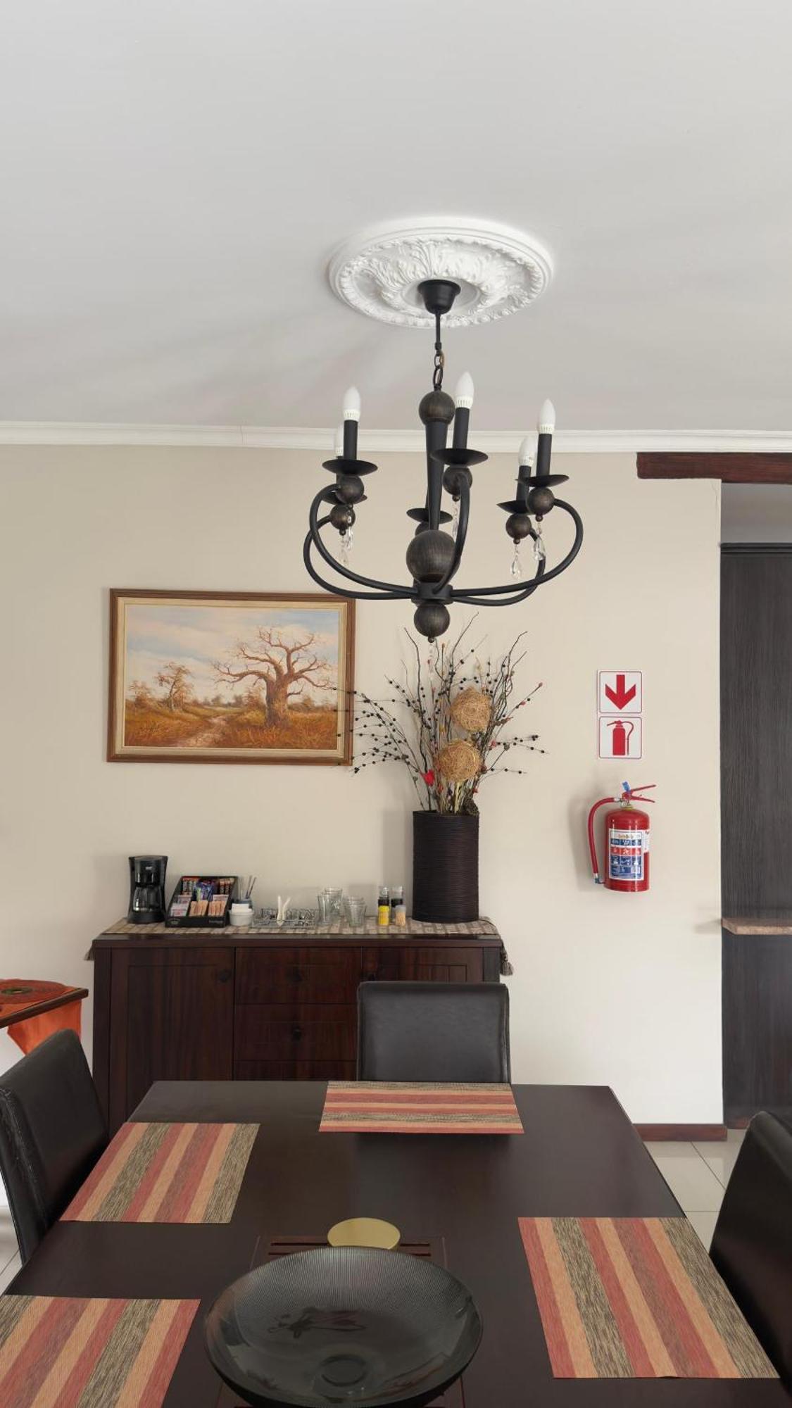 Cora'S Boutique Bed & Breakfast Swakopmund Buitenkant foto
